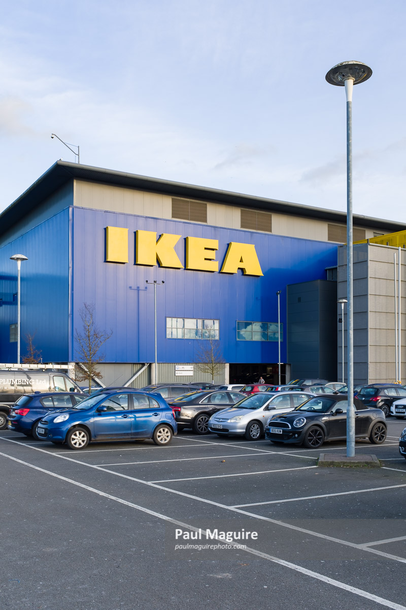 Stock photo Ikea sign and car park, Milton Keynes, UK Paul Maguire