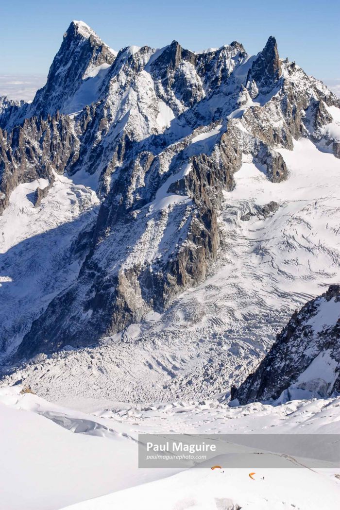 Parasailers in the Alps Parasailers in the Alps